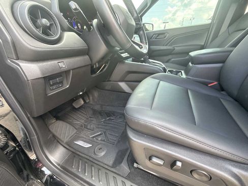 Certified 2026 Chevrolet Colorado Trail Boss AWD/4WD image 33