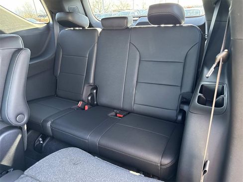 New 2026 Chevrolet Traverse High Country image 25