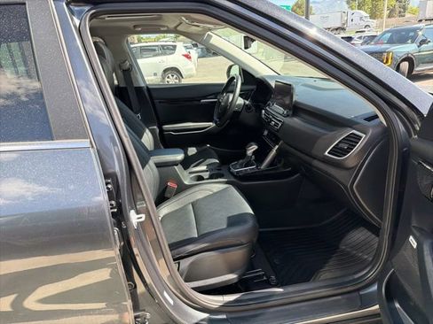Certified 2023 Kia Seltos SX w/ SX Sunroof Package AWD/4WD image 33