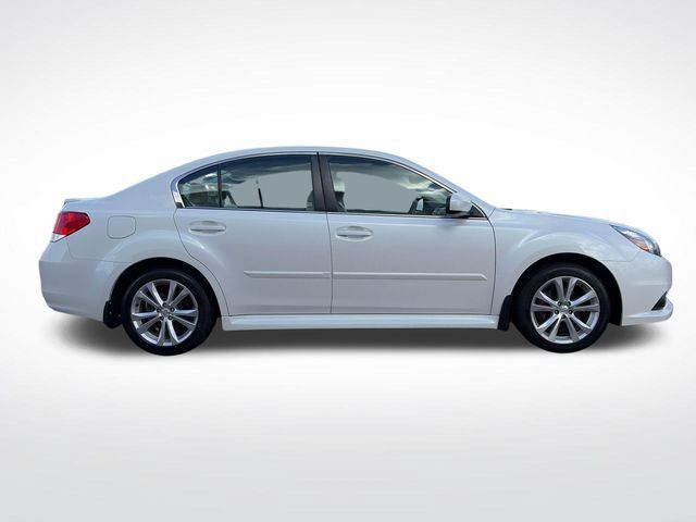 Used 2014 Subaru Legacy 2.5i Limited AWD/4WD image 8