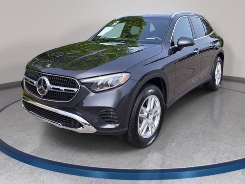 New 2026 Mercedes-Benz GLC 300 image 1