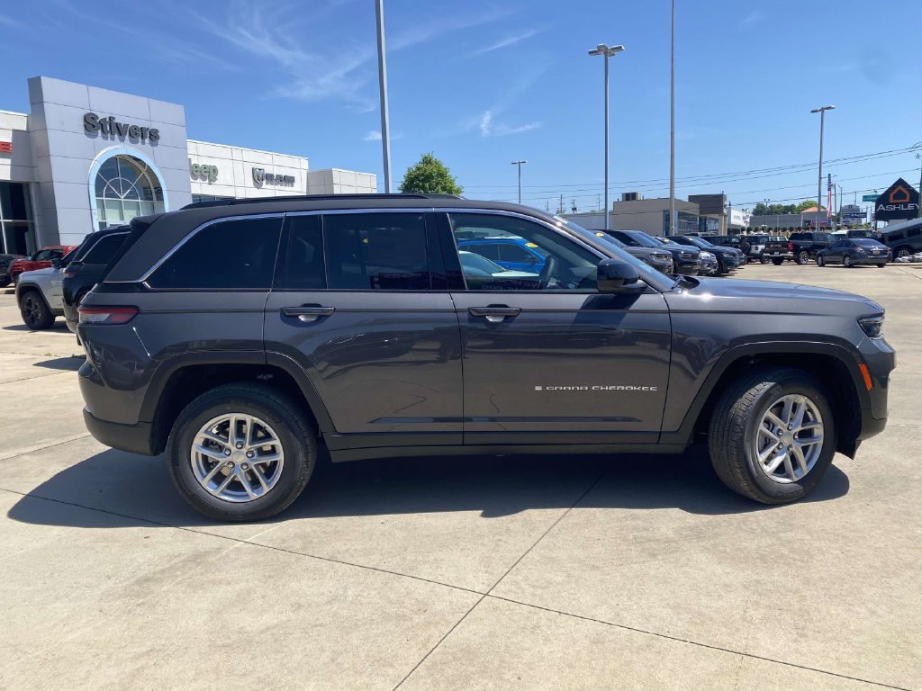 New 2026 Jeep Grand Cherokee Laredo X RWD image 35