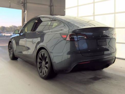 Used 2021 Tesla Model Y Performance AWD/4WD image 7