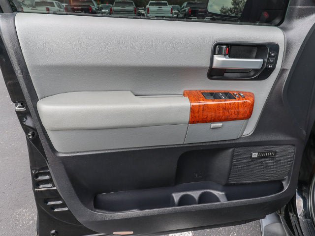 Used 2018 Toyota Sequoia Platinum AWD/4WD image 13