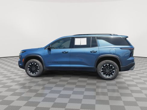 Certified 2025 Chevrolet Traverse Z71 w/ Driver Confidence Package AWD/4WD image 5