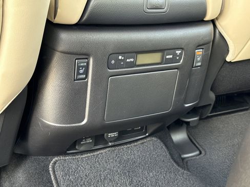 Used 2024 Nissan Armada Platinum w/ Captain's Chairs Package AWD/4WD image 13