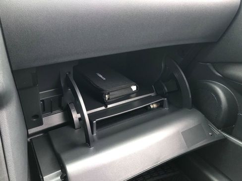 Used 2013 Nissan Rogue SV w/ Premium Pkg image 33