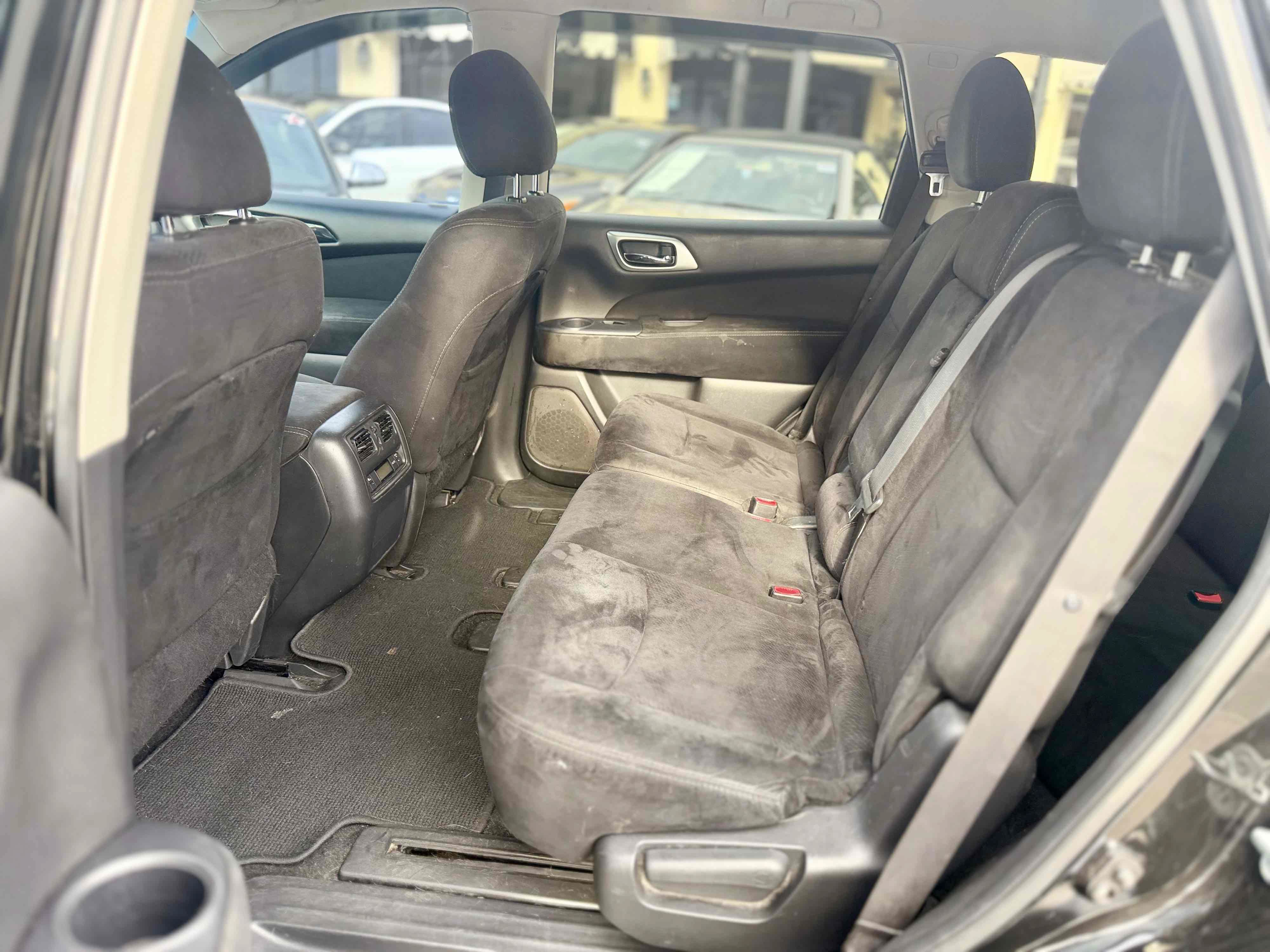 Used 2015 Nissan Pathfinder S FWD image 16