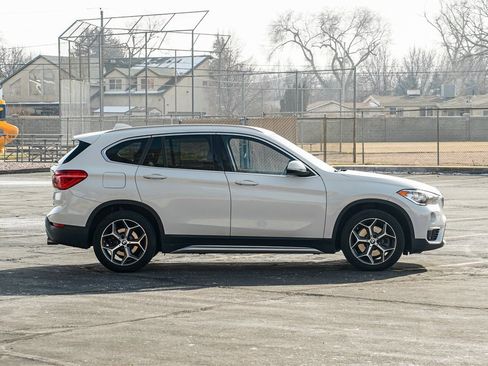 Used 2019 BMW X1 xDrive28i w/ Convenience Package image 4