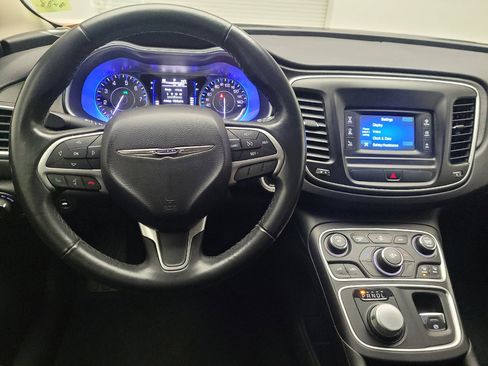 Used 2015 Chrysler 200 Limited w/ Convenience Group image 22