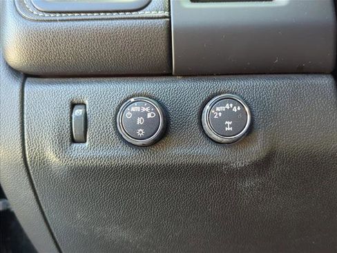 Used 2019 GMC Canyon SLE w/ SLE Convenience Package image 9