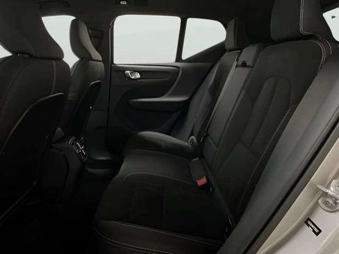 Used 2023 Volvo XC40 Recharge Ultimate AWD/4WD image 65