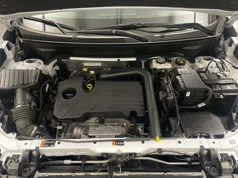 Used 2023 Chevrolet Equinox Premier AWD/4WD image 25