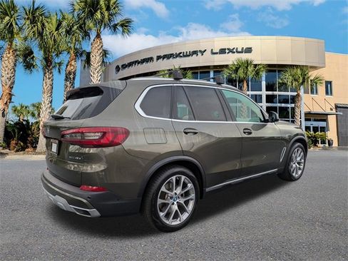 Used 2022 BMW X5 xDrive45e image 5