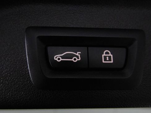 Used 2022 BMW X5 xDrive40i AWD/4WD image 38