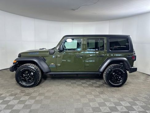 Used 2023 Jeep Wrangler Unlimited image 6