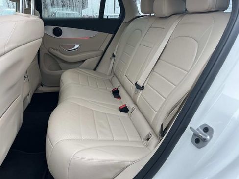 Used 2022 Mercedes-Benz GLC 300 GLC 300 image 19