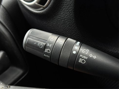 Used 2017 Jeep Wrangler Sahara w/ Connectivity Group image 19