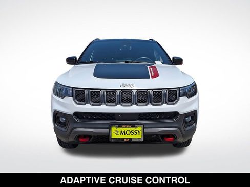 Certified 2024 Jeep Compass Trailhawk AWD/4WD image 12