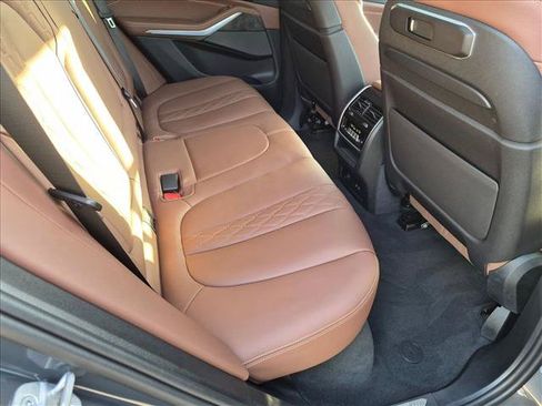 Used 2024 BMW X5 M60i AWD/4WD image 21