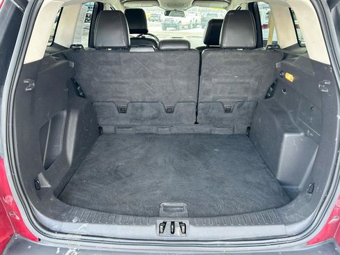 Used 2017 Ford Escape SE w/ SE Leather Comfort Package image 24