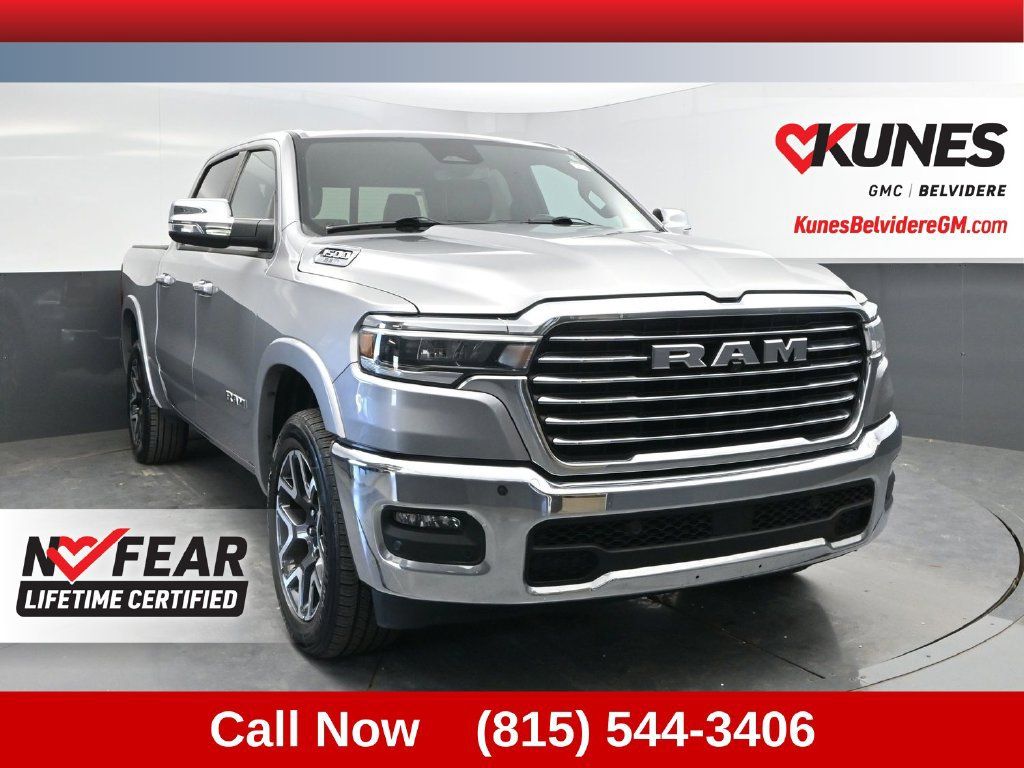 Used 2025 RAM 1500 Laramie AWD/4WD image 1