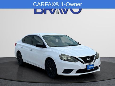 Used 2018 Nissan Sentra S w/ S Midnight Style Package FWD image 3