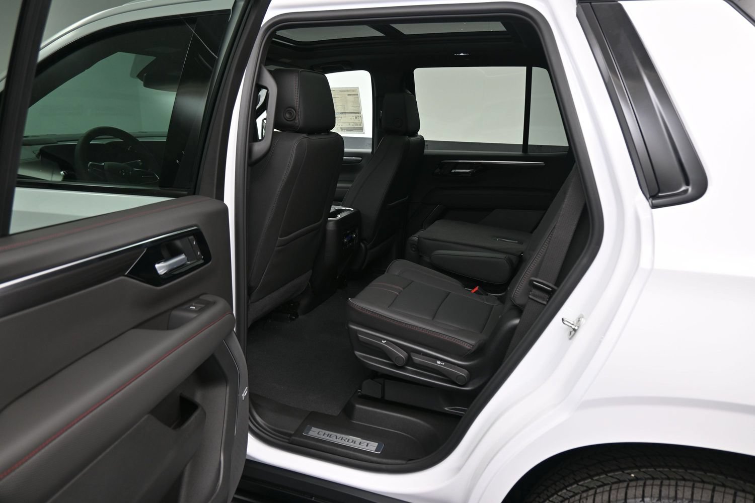 New 2026 Chevrolet Tahoe RST w/ RST Capability Package AWD/4WD image 13