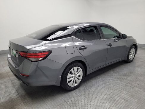 Used 2024 Nissan Sentra S FWD image 10