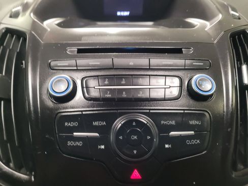 Used 2017 Ford Escape S FWD image 34