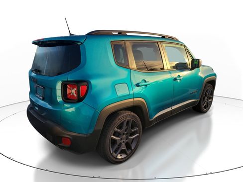 Used 2021 Jeep Renegade Latitude w/ Convenience Group FWD image 4