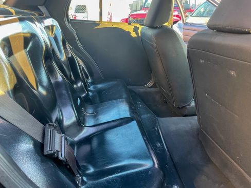 Used 2008 Ford Crown Victoria Police Interceptor RWD image 17