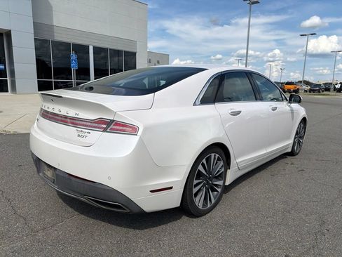 Used 2017 Lincoln MKZ Select w/ Select Plus Package FWD image 11
