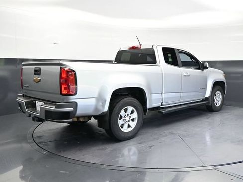 Used 2016 Chevrolet Colorado W/T w/ WT Convenience Package RWD image 5