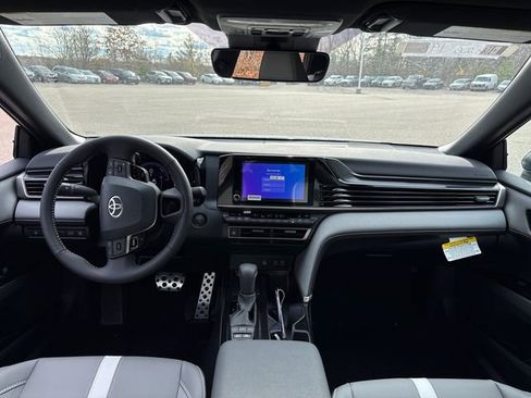 New 2026 Toyota Camry SE image 18