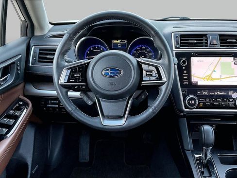 Used 2019 Subaru Outback 2.5i Touring w/ Protection Package #1 AWD/4WD image 6