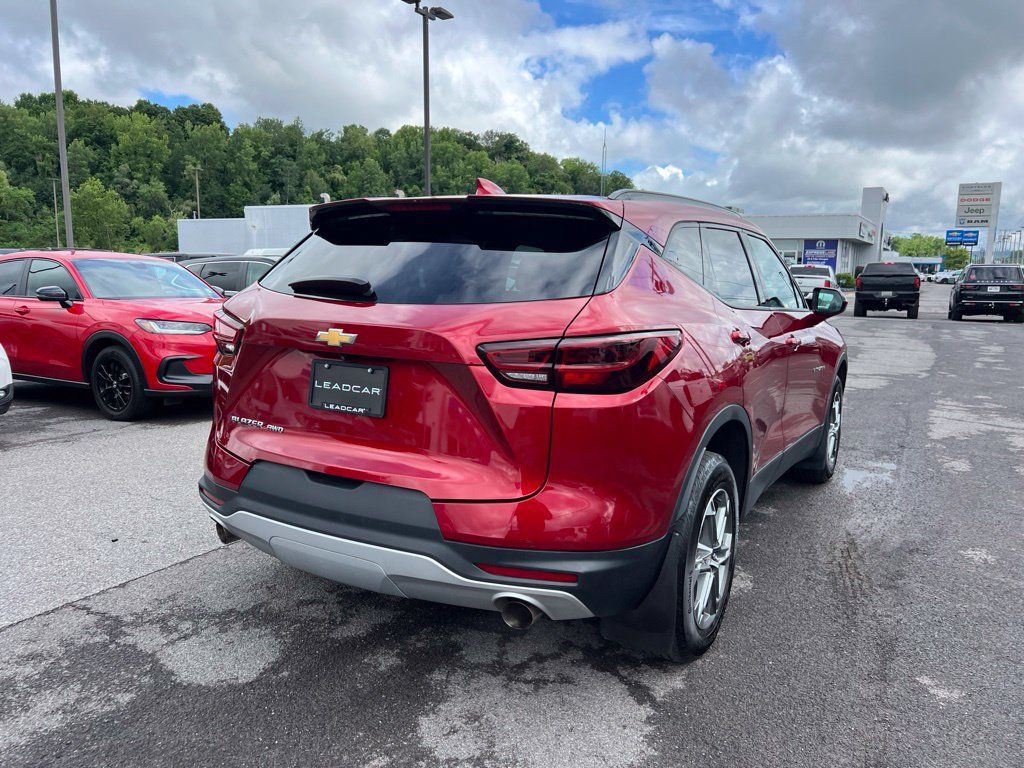 Used 2023 Chevrolet Blazer LT w/ Convenience Package AWD/4WD image 5