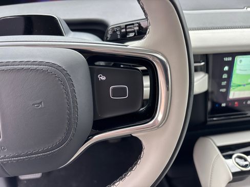 New 2026 Lincoln Navigator L Reserve AWD/4WD image 17