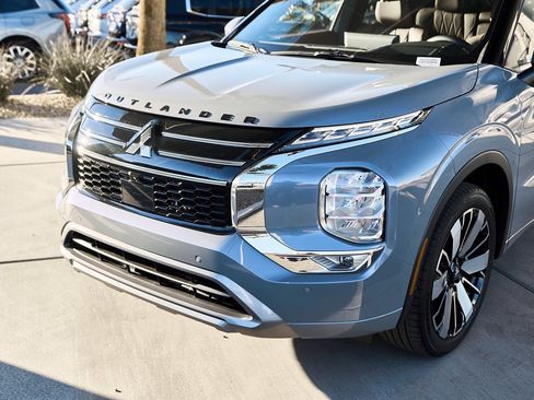 New 2026 Mitsubishi Outlander SEL image 5