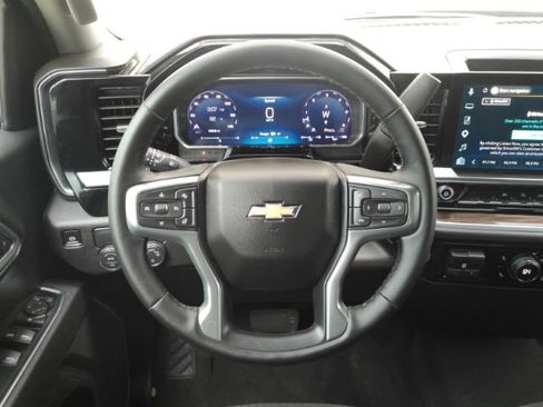 Used 2026 Chevrolet Silverado 1500 LT RWD image 28