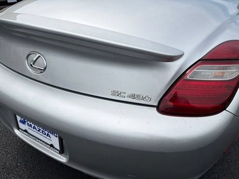 Used 2007 Lexus SC 430 Convertible RWD image 24