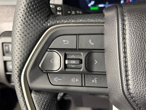 Used 2025 Toyota Tacoma Trailhunter image 24