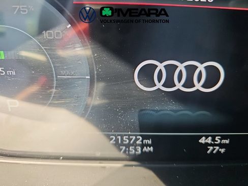 Used 2025 Audi Q5 e Premium AWD/4WD image 7
