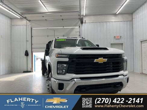 Used 2024 Chevrolet Silverado 3500 W/T w/ WT Convenience Package AWD/4WD image 1