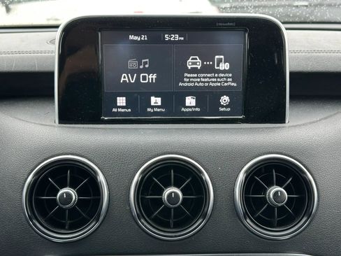 Used 2018 Kia Stinger RWD image 38