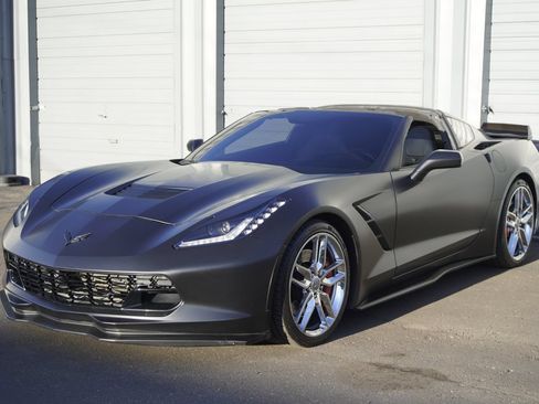 Used 2016 Chevrolet Corvette Stingray Coupe w/ 2LT Preferred Equipment Group RWD image 2