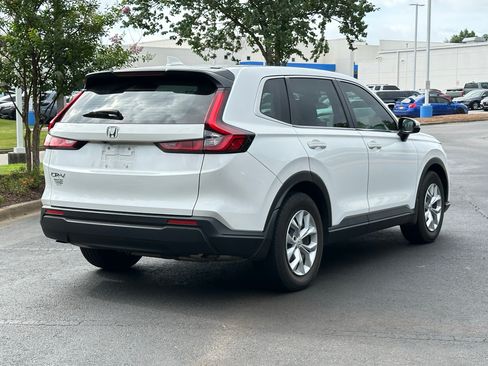 Used 2023 Honda CR-V LX image 11