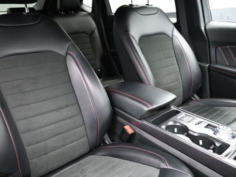 Certified 2024 Ford Edge ST-Line AWD/4WD image 22