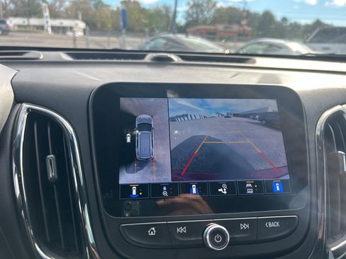 Used 2023 Chevrolet Equinox RS image 31