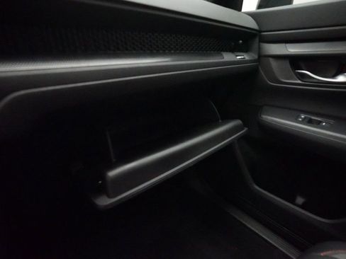 Certified 2025 Honda CR-V Sport-L image 30